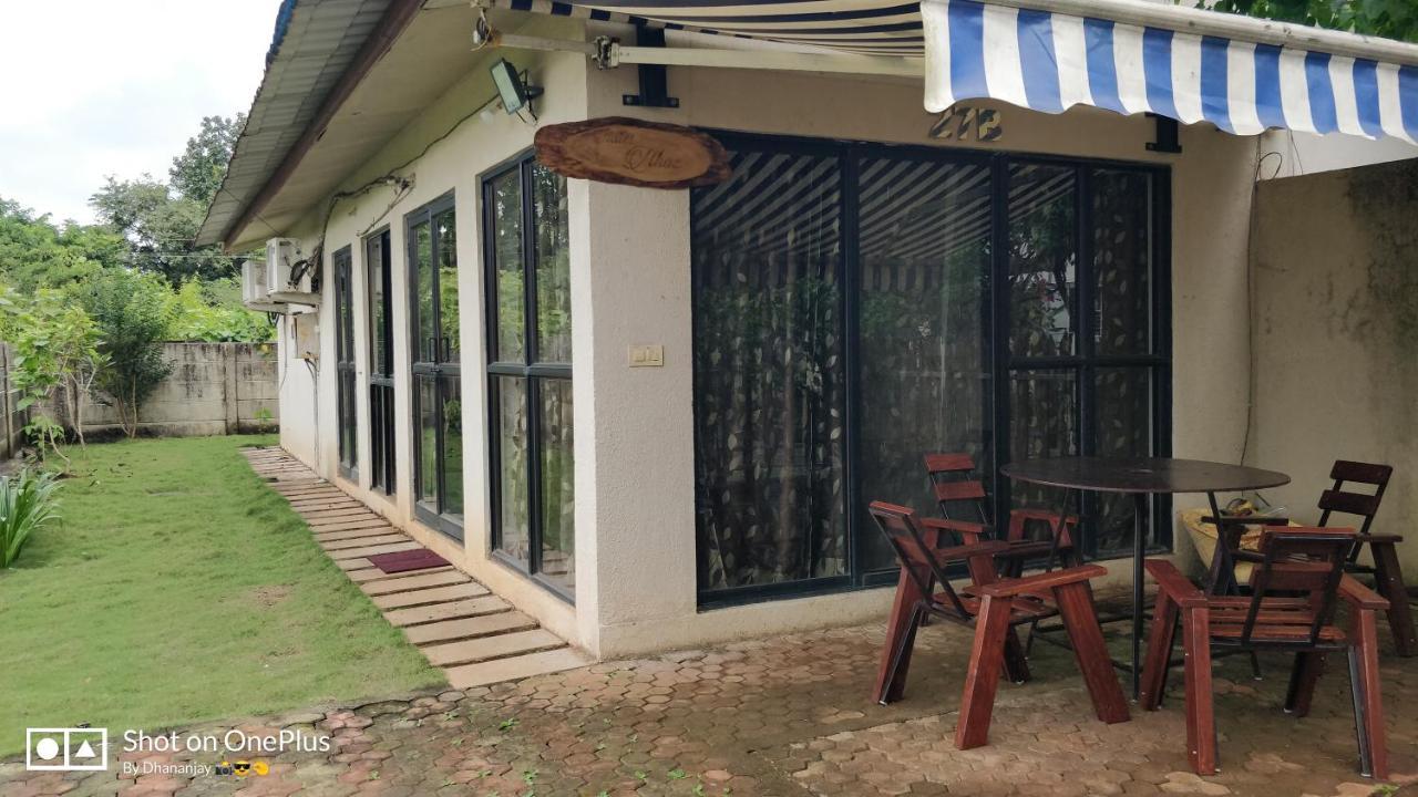Chalet Ahaz, The Place Of Privacy With Outside Sitting Karjat Exterior foto