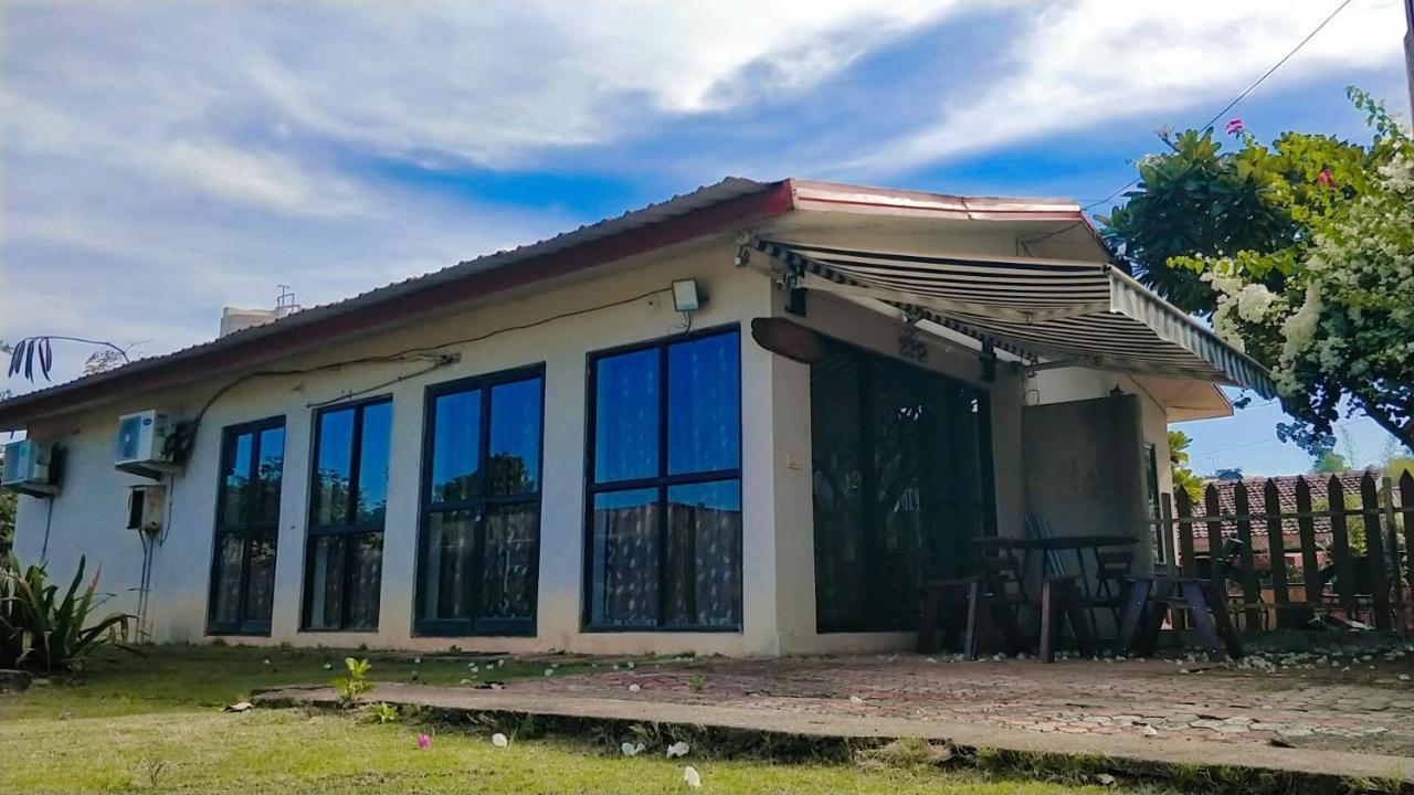 Chalet Ahaz, The Place Of Privacy With Outside Sitting Karjat Exterior foto